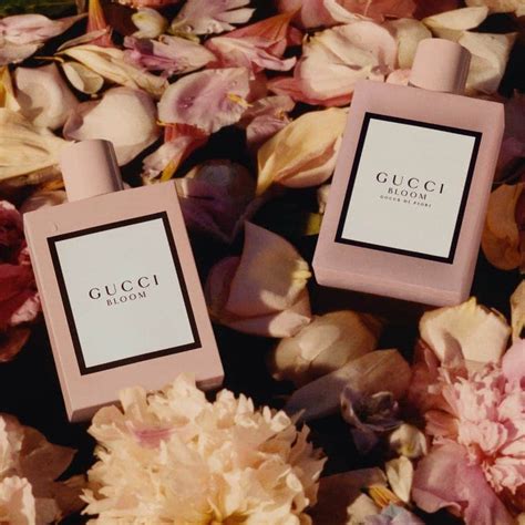 gucci bloom shoppers|gucci bloom perfume smell.